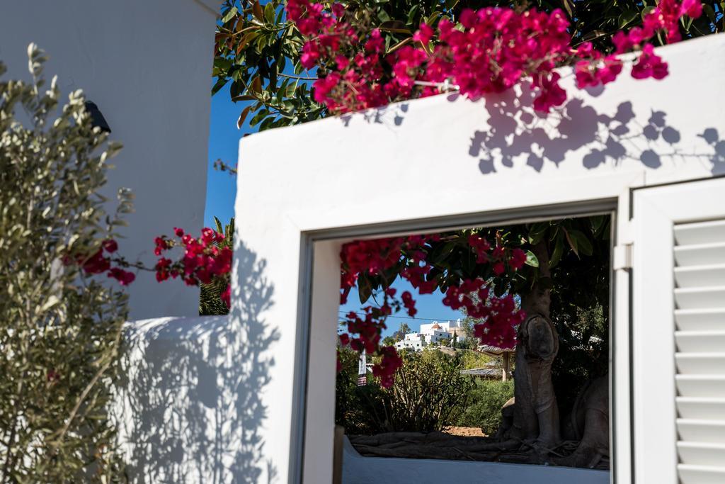 Ibizazen Hotel Santa Eularia des Riu Exterior photo