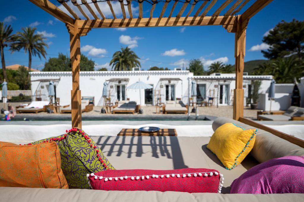 Ibizazen Hotel Santa Eularia des Riu Exterior photo