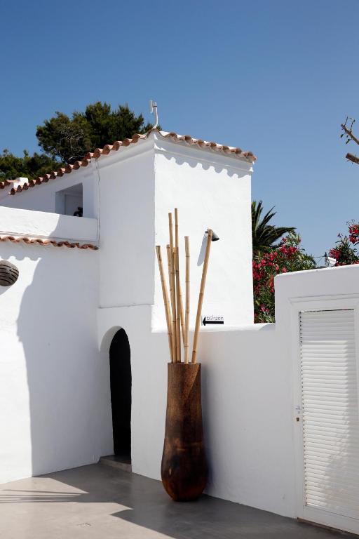 Ibizazen Hotel Santa Eularia des Riu Exterior photo